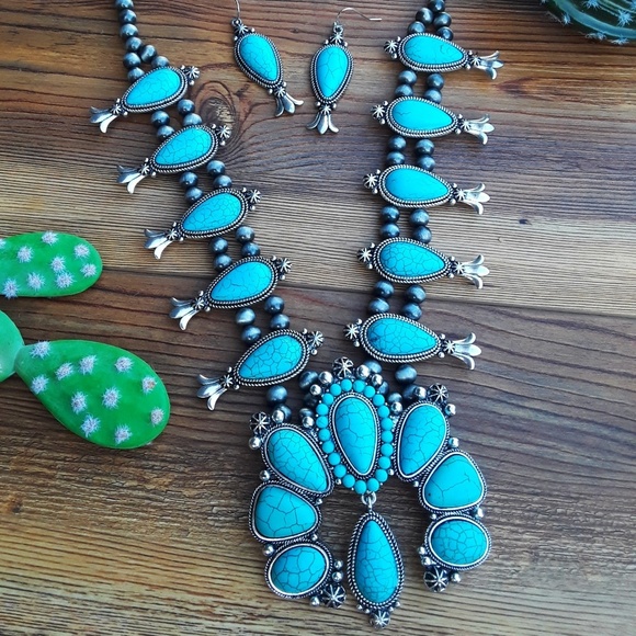 Faux Turquoise Squash Blossom Necklace Set - Picture 1 of 1
